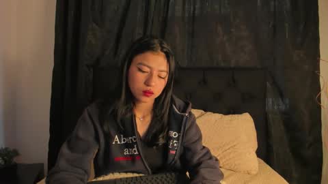 Snapshot of jeniferpowell_nm chatting on October 14, 1:12 pm jeniferpowell_nm online show from October 14, 1:12 pm