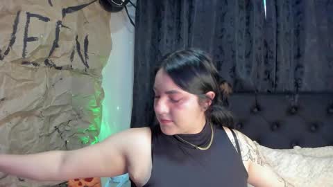 Snapshot of jeniferpowell_nm chatting on October 31, 11:22 am jeniferpowell_nm online show from October 31, 11:22 am