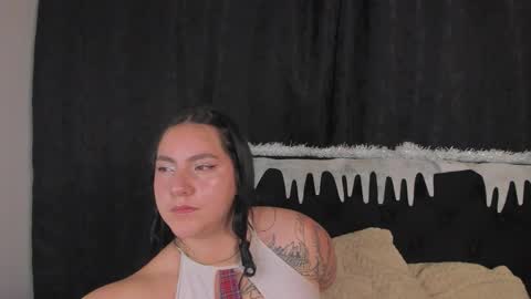 Snapshot of jeniferpowell_nm chatting on November 28, 3:09 am jeniferpowell_nm online show from November 28, 3:09 am