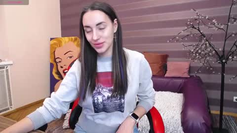 Snapshot of jeniferstone chatting on February 5, 8:11 am Kira online show from February 5, 8:11 am