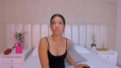 Samanta online show from October 23, 6:39 pm