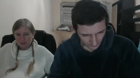 JenisAndPeter online show from March 3, 7:28 pm