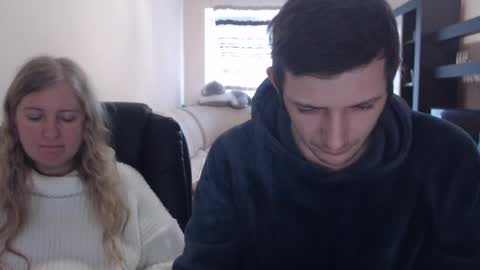 JenisAndPeter online show from March 7, 7:30 am