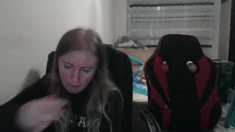 JenisAndPeter online show from October 2, 7:54 pm