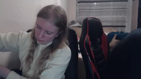 JenisAndPeter online show from November 5, 7:14 pm