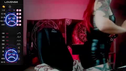 Mrs. Jenna online show from November 5, 3:06 am