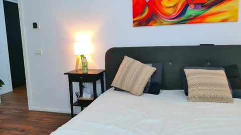 Jenny online show from October 6, 8:17 pm