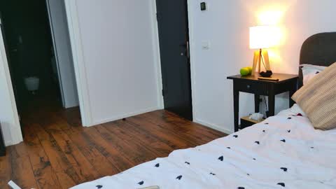 Jenny online show from October 16, 7:59 pm