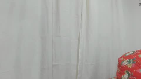 jenniferloveyou online show from December 23, 8:03 pm