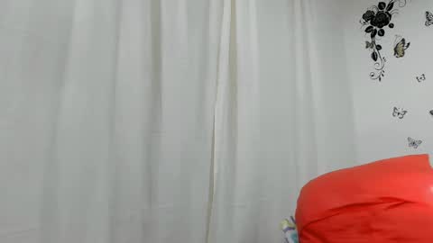 jenniferloveyou online show from January 9, 1:13 pm