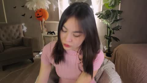 Jenni online show from November 2, 1:35 pm