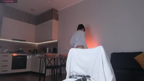 call me Jenny online show from January 15, 2:46 pm