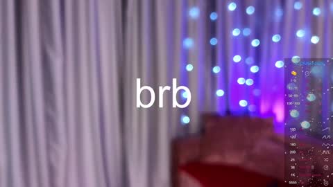 Snapshot of jenny_bunny_ chatting on January 12, 4:31 am jenny_bunny_ online show from January 12, 4:31 am