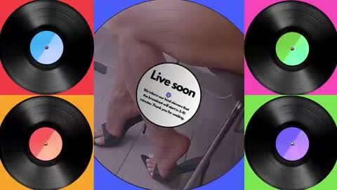 Jenny online show from October 23, 9:35 pm