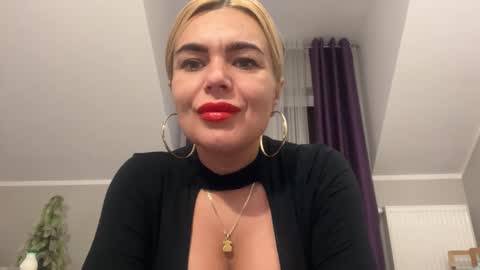 Jenny online show from December 31, 8:26 am