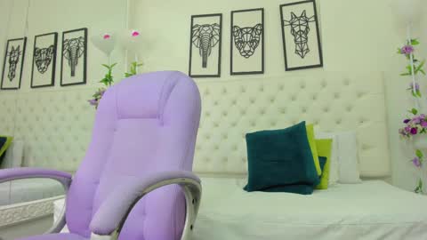 Snapshot of jenny_stark chatting on March 12, 2:30 am jenny_stark online show from March 12, 2:30 am