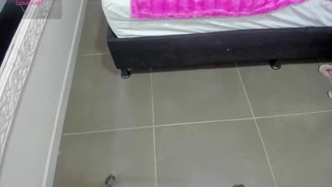 Snapshot of jenny_stark chatting on October 1, 7:09 pm jenny_stark online show from October 1, 7:09 pm