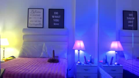 Snapshot of jenny_stark chatting on November 4, 11:09 am jenny_stark online show from November 4, 11:09 am