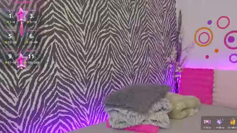 Snapshot of jennyshow chatting on October 16, 6:14 am JennyShow online show from October 16, 6:14 am