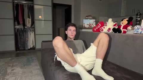 jeremy1scott online show from November 20, 3:18 am