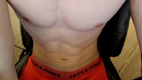 Snapshot of jerkoffboy99 chatting on December 14, 7:14 pm jerkoffboy99 online show from December 14, 7:14 pm