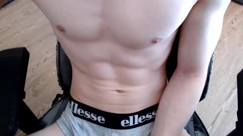 Snapshot of jerkoffboy99 chatting on February 17, 8:52 am jerkoffboy99 online show from February 17, 8:52 am