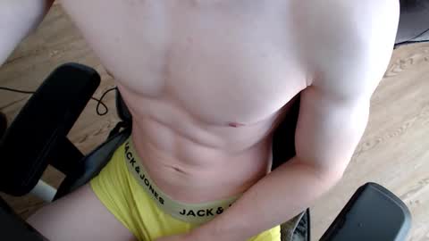 Snapshot of jerkoffboy99 chatting on October 2, 7:15 am jerkoffboy99 online show from October 2, 7:15 am