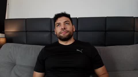 jerome3773 online show from December 2, 4:20 am