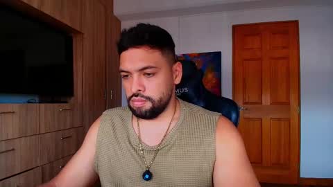 jerome3773 online show from December 15, 7:07 pm