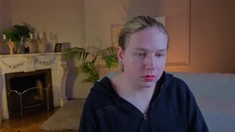 jes_solar online show from October 1, 11:27 am