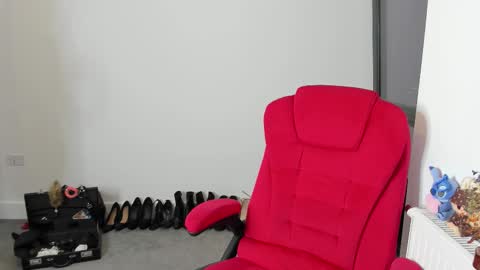 Snapshot of jesicacoper chatting on September 8, 9:58 pm MistressJesicaCoper online show from September 8, 9:58 pm