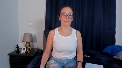 jessica herreraToday I will be your devil and you my victim online show from February 26, 4:45 pm