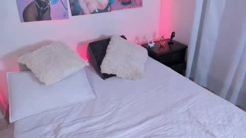 jessica herreraToday I will be your devil and you my victim online show from September 18, 10:34 pm