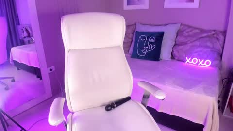 Jessie online show from March 3, 8:54 pm