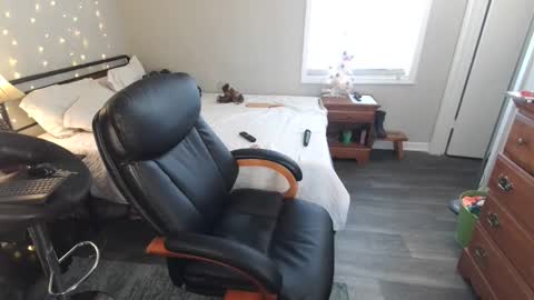 Snapshot of jess_dutton chatting on December 5, 8:55 pm Jessica online show from December 5, 8:55 pm