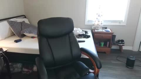 Snapshot of jess_dutton chatting on December 13, 6:27 pm Jessica online show from December 13, 6:27 pm