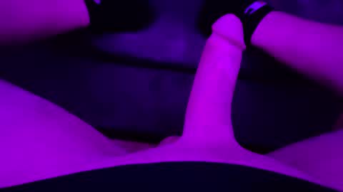 jesseboyy online show from January 7, 3:14 am