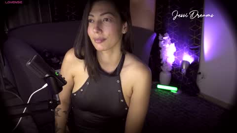 Snapshot of jessi_dreams chatting on October 9, 3:15 am Jessica Gomez online show from October 9, 3:15 am