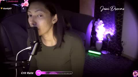 Snapshot of jessi_dreams chatting on October 18, 4:48 am Jessica Gomez online show from October 18, 4:48 am