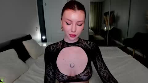 Snapshot of jessica_gill chatting on February 24, 7:22 am Jessica online show from February 24, 7:22 am