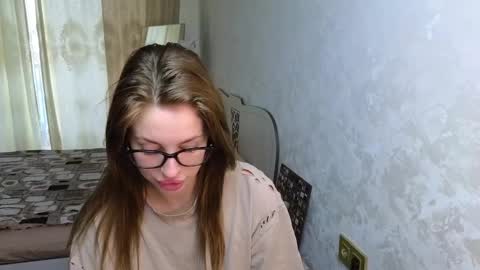 Jessy online show from September 17, 6:26 am