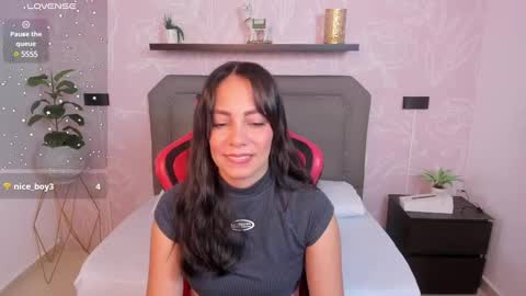 Snapshot of jessica_taylor_22 chatting on December 28, 12:56 pm jessica_taylor_22 online show from December 28, 12:56 pm