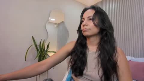 Snapshot of jessica_taylor_22 chatting on September 18, 8:33 pm jessica_taylor_22 online show from September 18, 8:33 pm