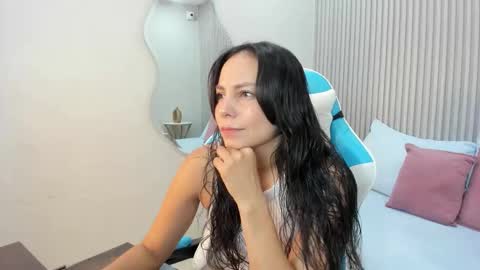 Snapshot of jessica_taylor_22 chatting on October 1, 7:20 pm jessica_taylor_22 online show from October 1, 7:20 pm