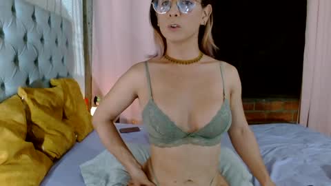 jessica_ts_vip online show from January 28, 3:25 am