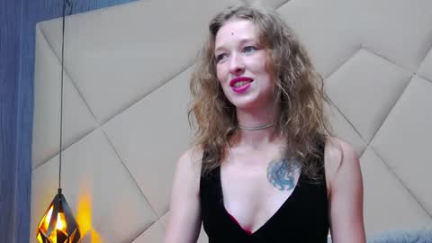 Snapshot of jessicagibson chatting on February 2, 4:00 pm Jessica online show from February 2, 4:00 pm