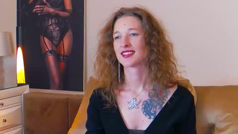 Snapshot of jessicagibson chatting on March 12, 7:28 pm Jessica online show from March 12, 7:28 pm