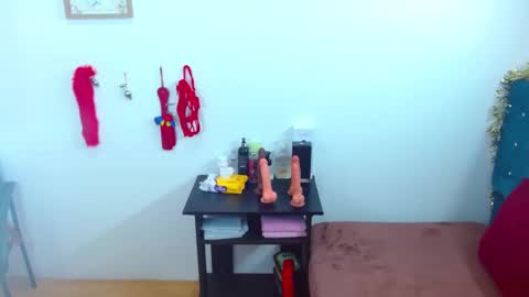 jessicarabbit4 online show from January 13, 2:50 am