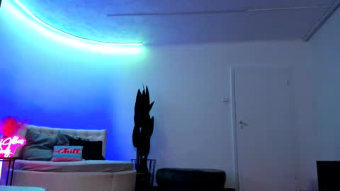 Jessy online show from September 26, 5:17 pm