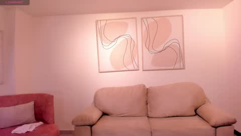 JESS online show from November 27, 9:44 am